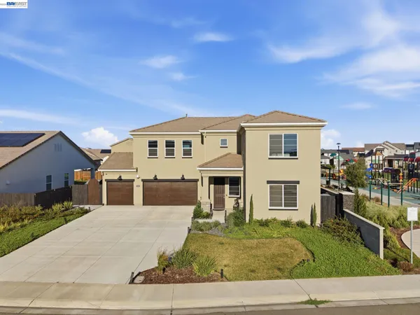 $898,500 | 2394 Bharvani Avenue, Manteca, CA 95337