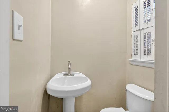 $280,000 | 714 West 38th Street, Wilmington, DE 19802