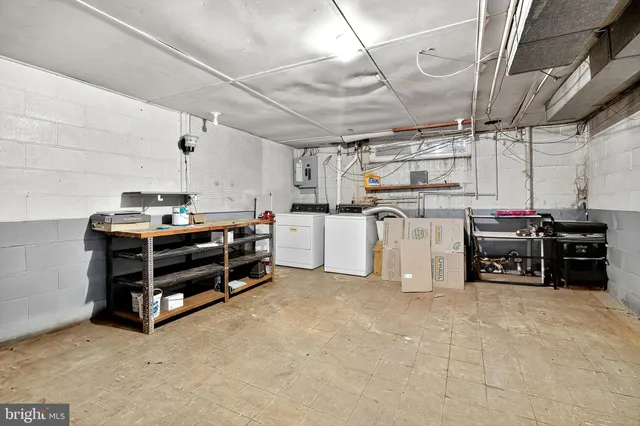 $274,900 | 714 West 38th Street, Wilmington, DE 19802