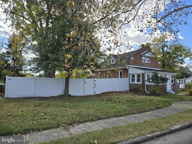 $330,000 | 524 8th Avenue, Lindenwold, NJ 08021