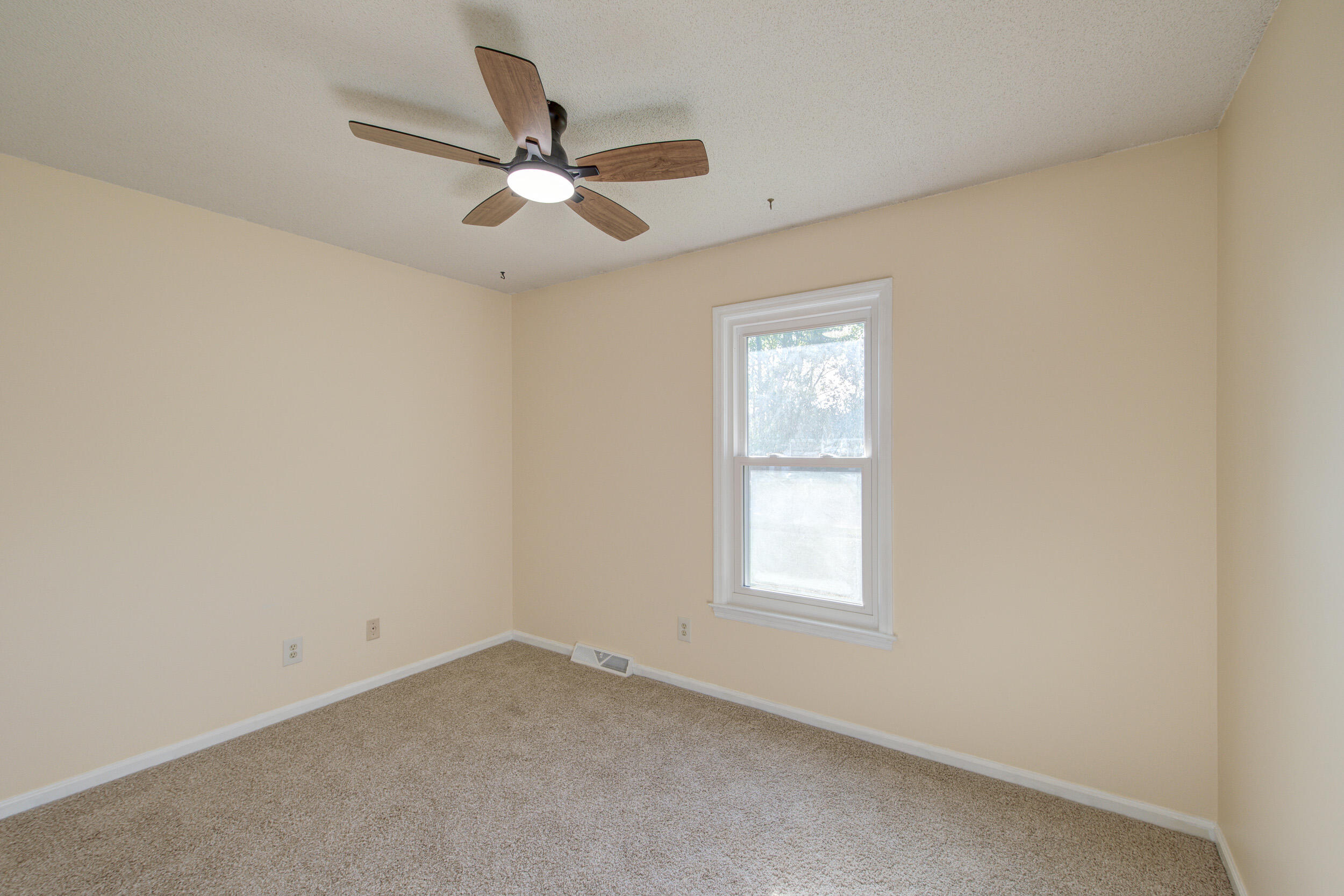 704 Cluster Pines Road Ladson, SC 29456 - Photo 23 of 46 704 Cluster Pines Rd-17