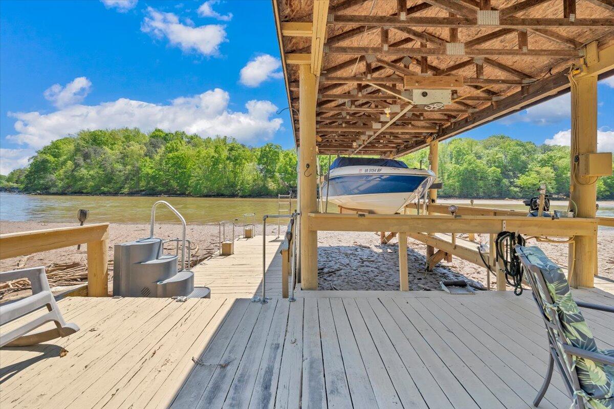 531 Brookwood Road Wirtz, VA 24184 - Photo 4 of 57 44-MIB05574