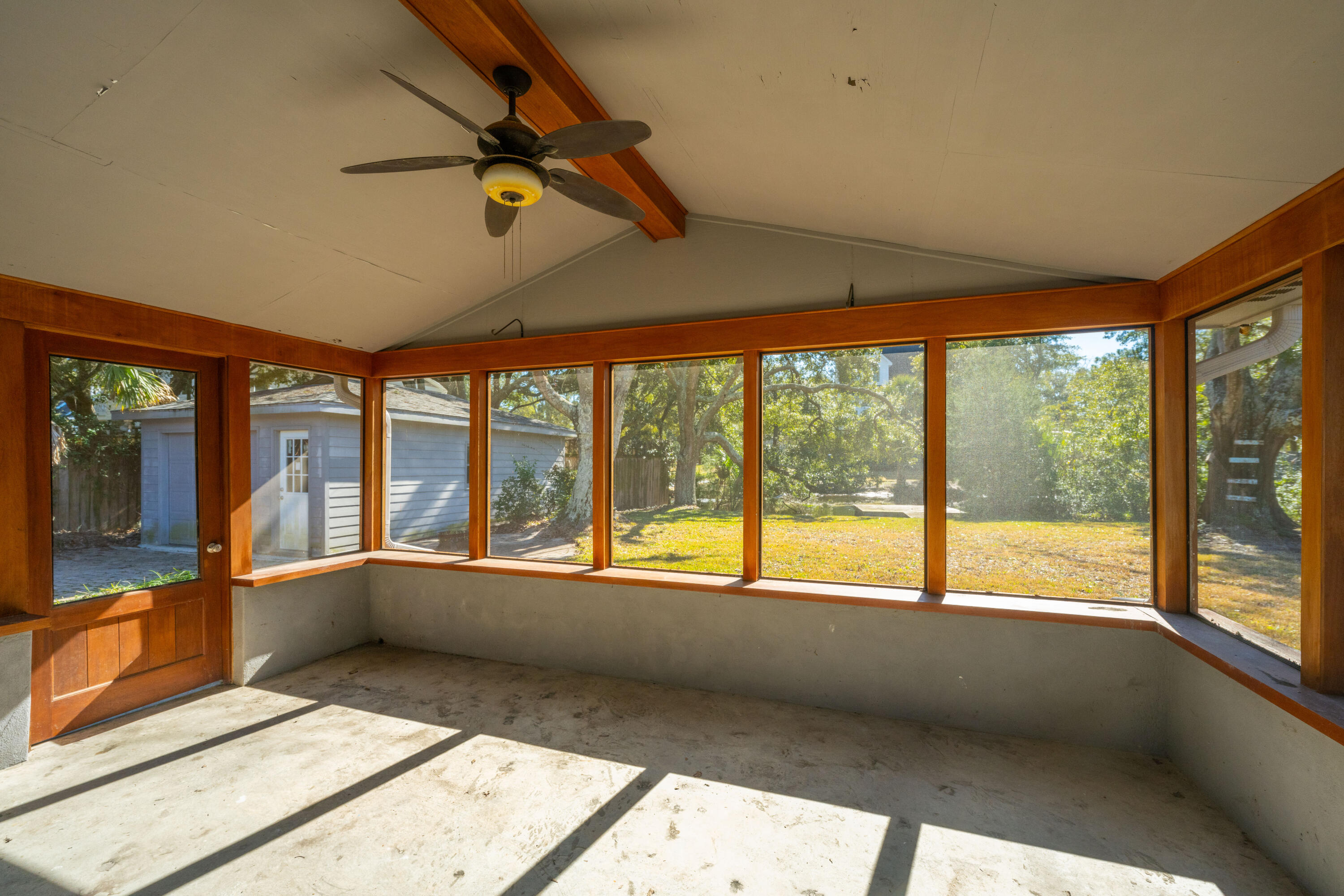 607 Schooner Road Charleston, SC 29412 - Photo 13 of 45 607 Schooner Road