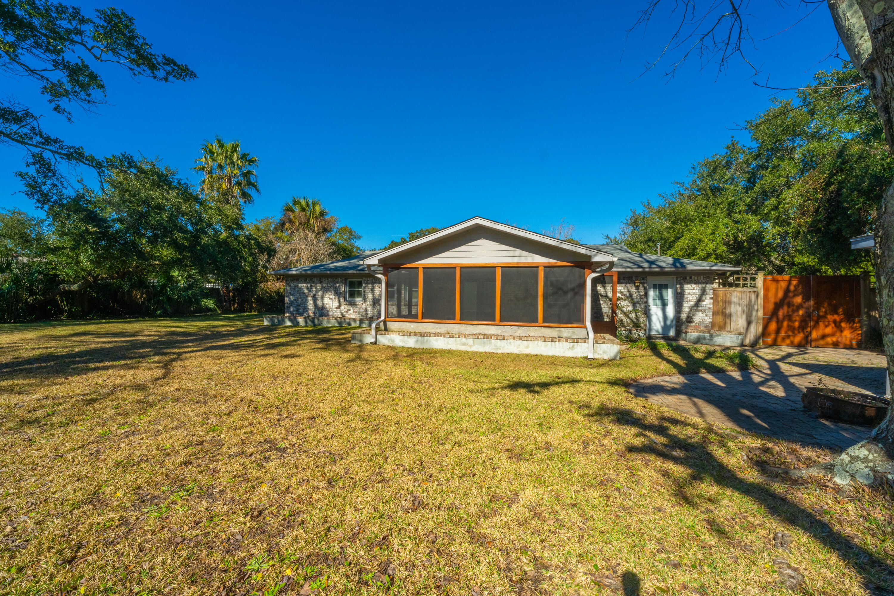 607 Schooner Road Charleston, SC 29412 - Photo 14 of 45 607 Schooner Road