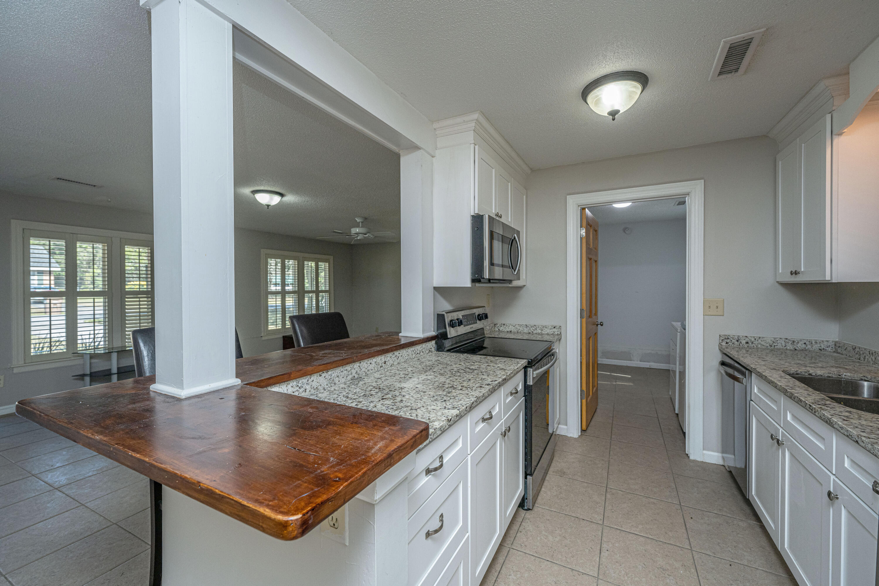 607 Schooner Road Charleston, SC 29412 - Photo 22 of 45 607 Schooner Road