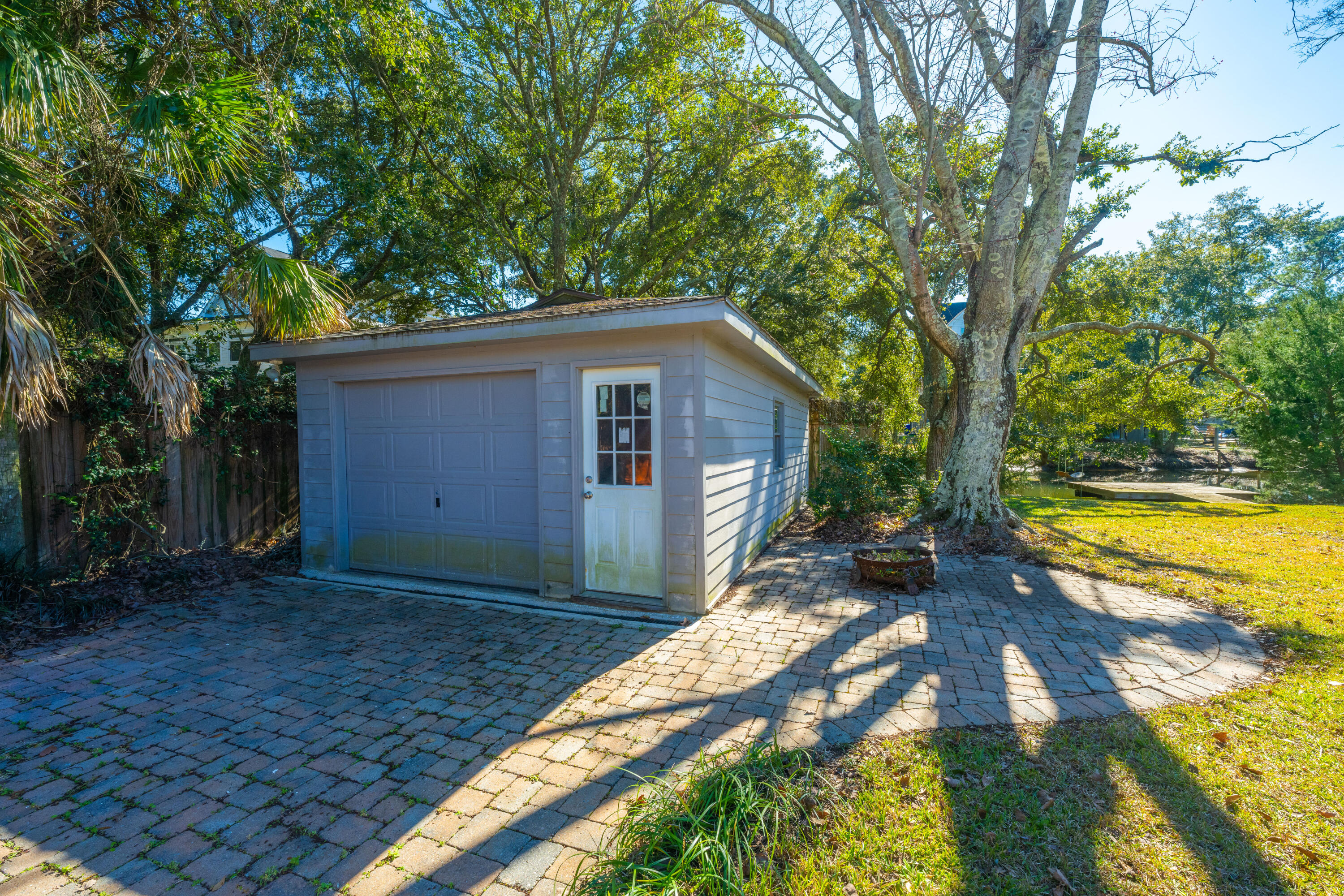 607 Schooner Road Charleston, SC 29412 - Photo 7 of 45 607 Schooner Road