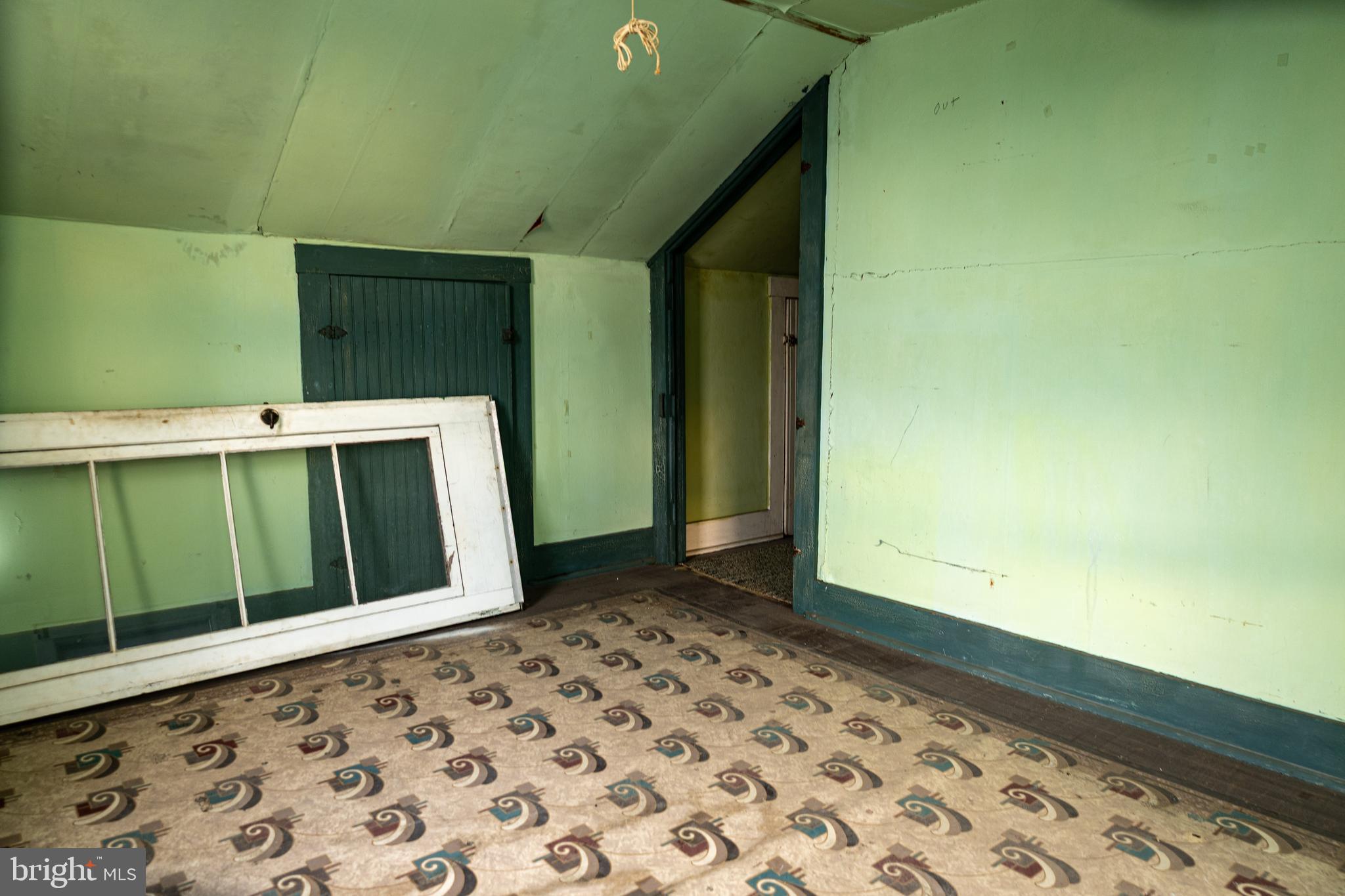 4398 South Bowers Road Milford, DE 19963 - Photo 27 of 54 a view of wooden door