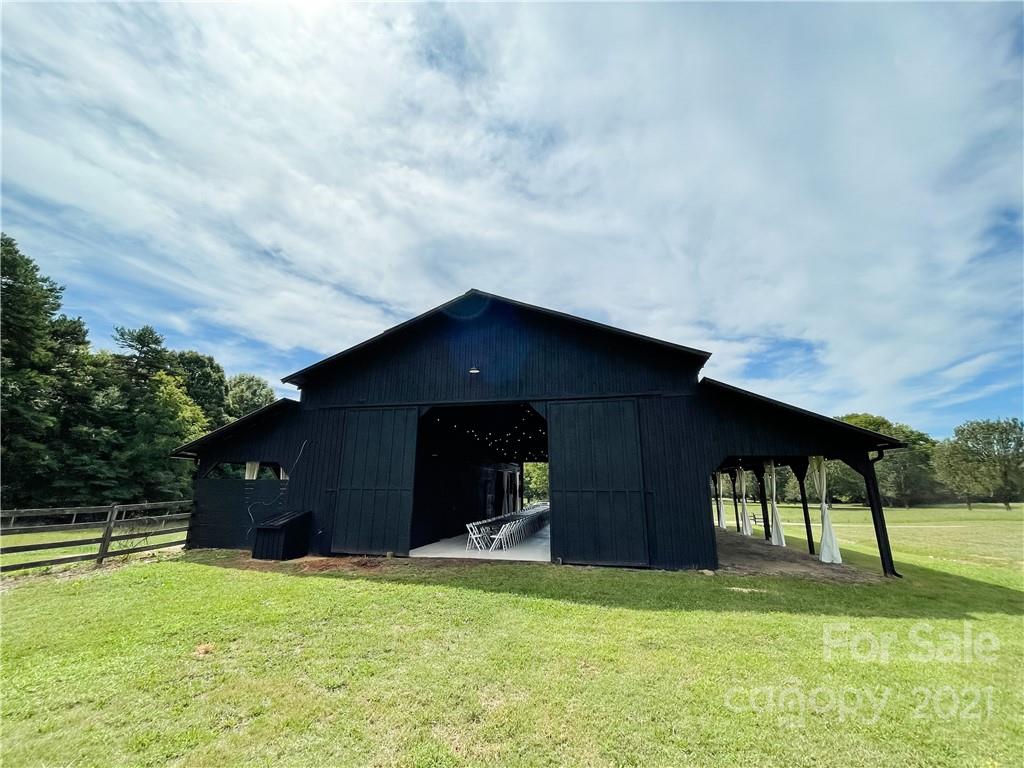 10520 Brief Road Charlotte, NC 28227 - Photo 4 of 46 Gallery Image 4