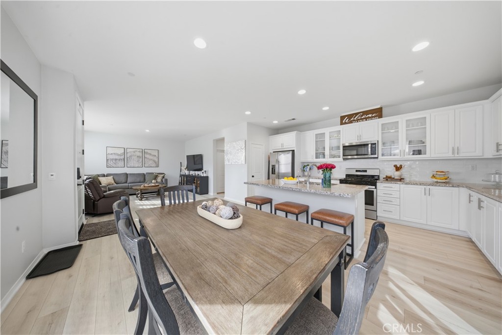 4032 South Cellars Way Ontario, CA 91761 - Photo 11 of 49