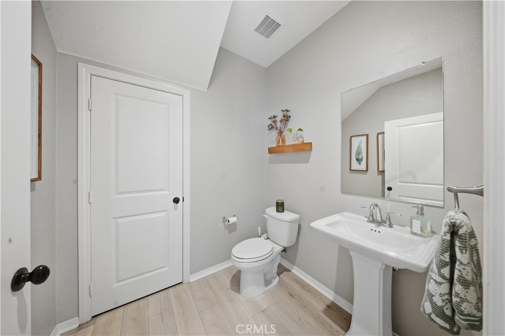 4032 South Cellars Way Ontario, CA 91761 - Photo 15 of 49