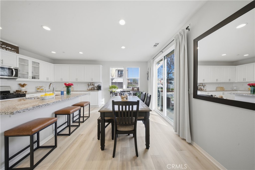 4032 South Cellars Way Ontario, CA 91761 - Photo 7 of 49