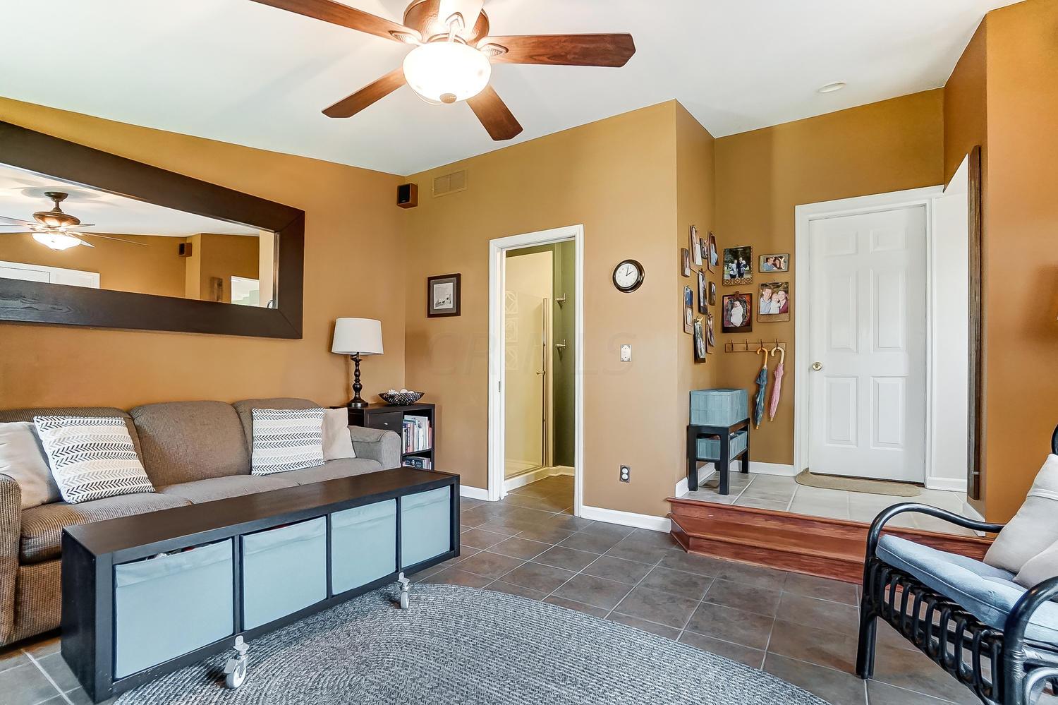 2454 Swansea Road Columbus, OH 43221 - Photo 18 of 44