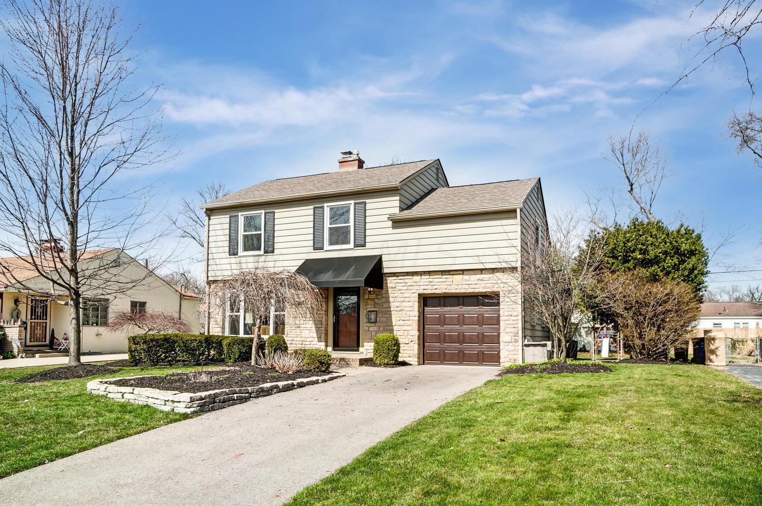 2454 Swansea Road Columbus, OH 43221 - Photo 2 of 44