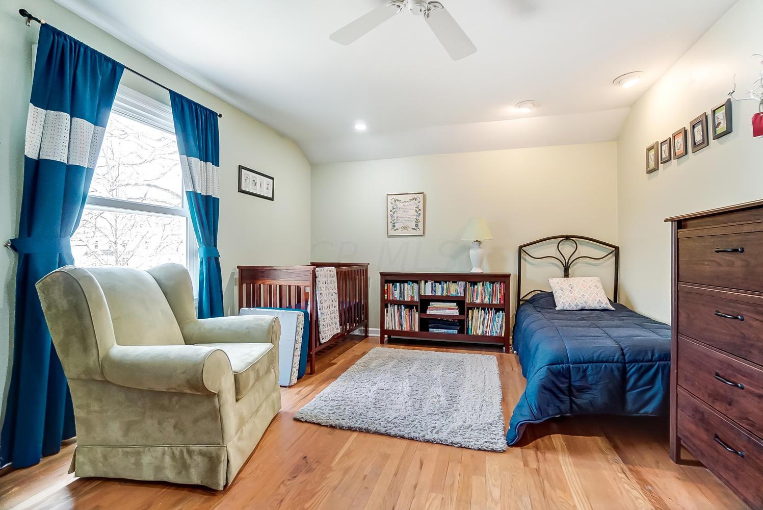 2454 Swansea Road Columbus, OH 43221 - Photo 26 of 44