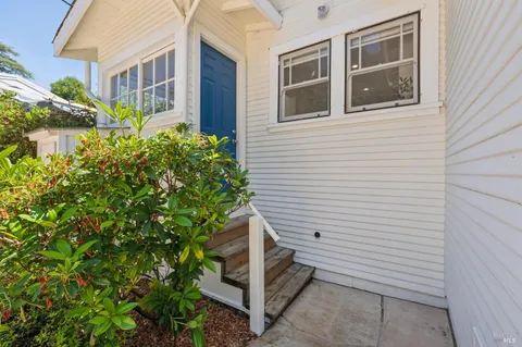 $1,295,000 | 20 Cypress Drive, Fairfax, CA 94930