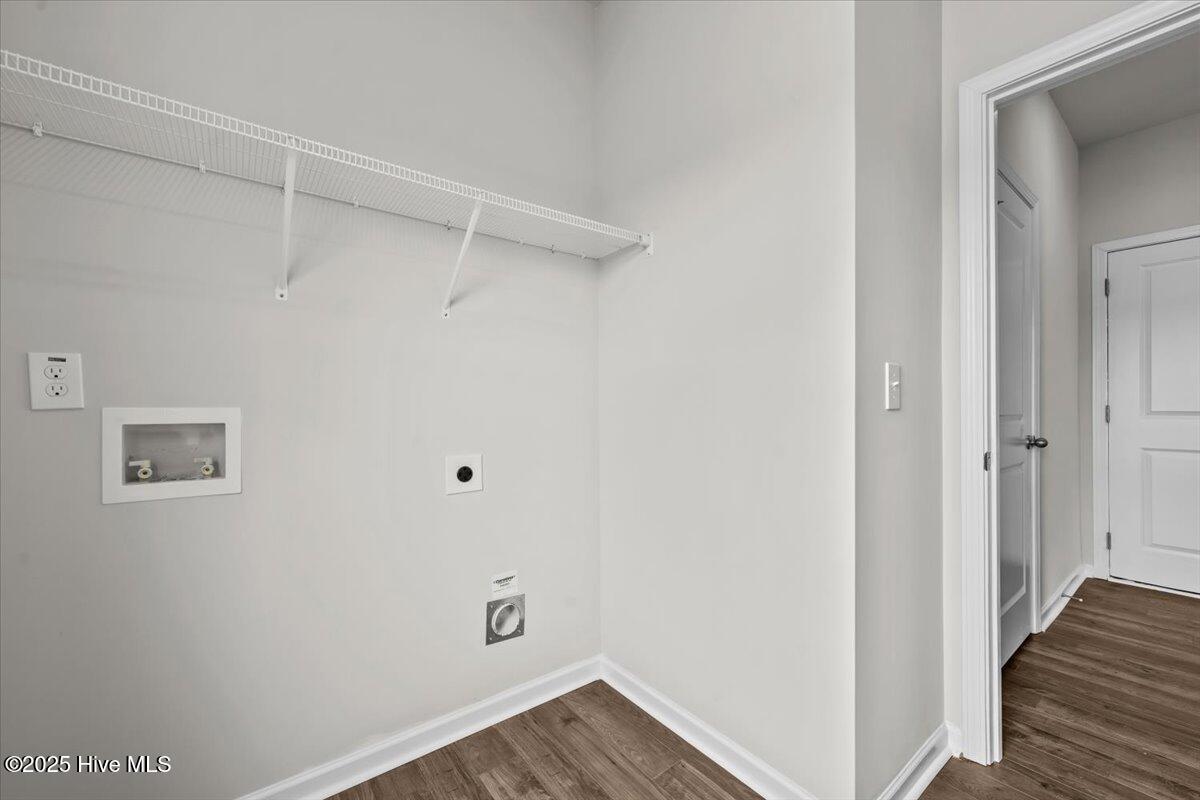 255 Deep River Road Aberdeen, NC 28315 - Photo 17 of 38 Fay_TaizRidge_255DeepRiverRd_Lot6 (17)