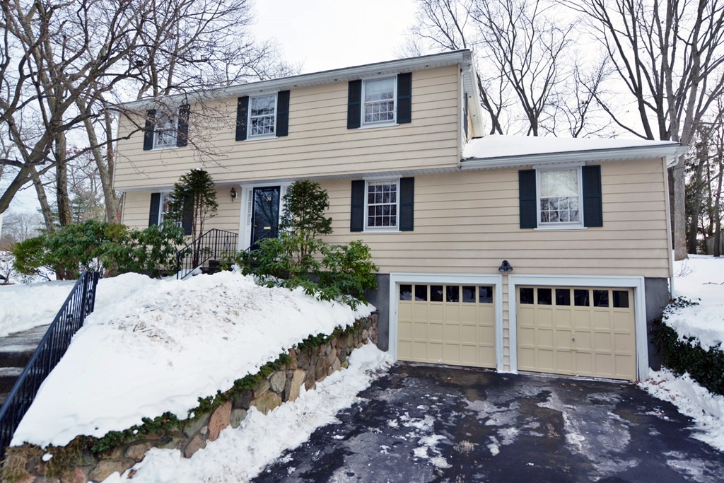 34 Ivy Road Wellesley, MA 02482 - Photo 1 of 5