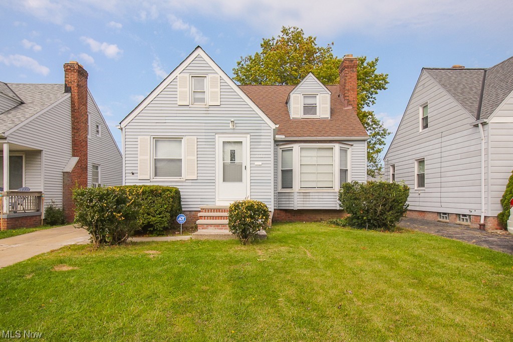 4181 Wilmington Road Cleveland, OH 44121 - Photo 2 of 15