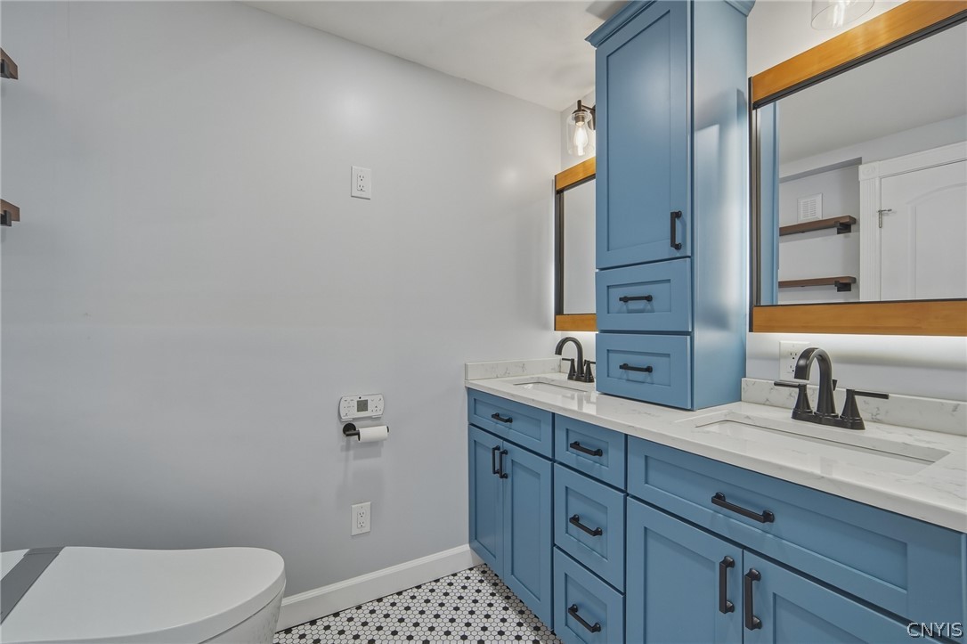 203 Riverdale Road Clay, NY 13090 - Photo 28 of 48 Gallery Image 28