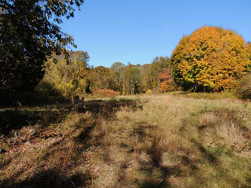 17 Mullin Hill Road Little Compton, RI 02837 - Photo 2 of 2 Land/Lot.