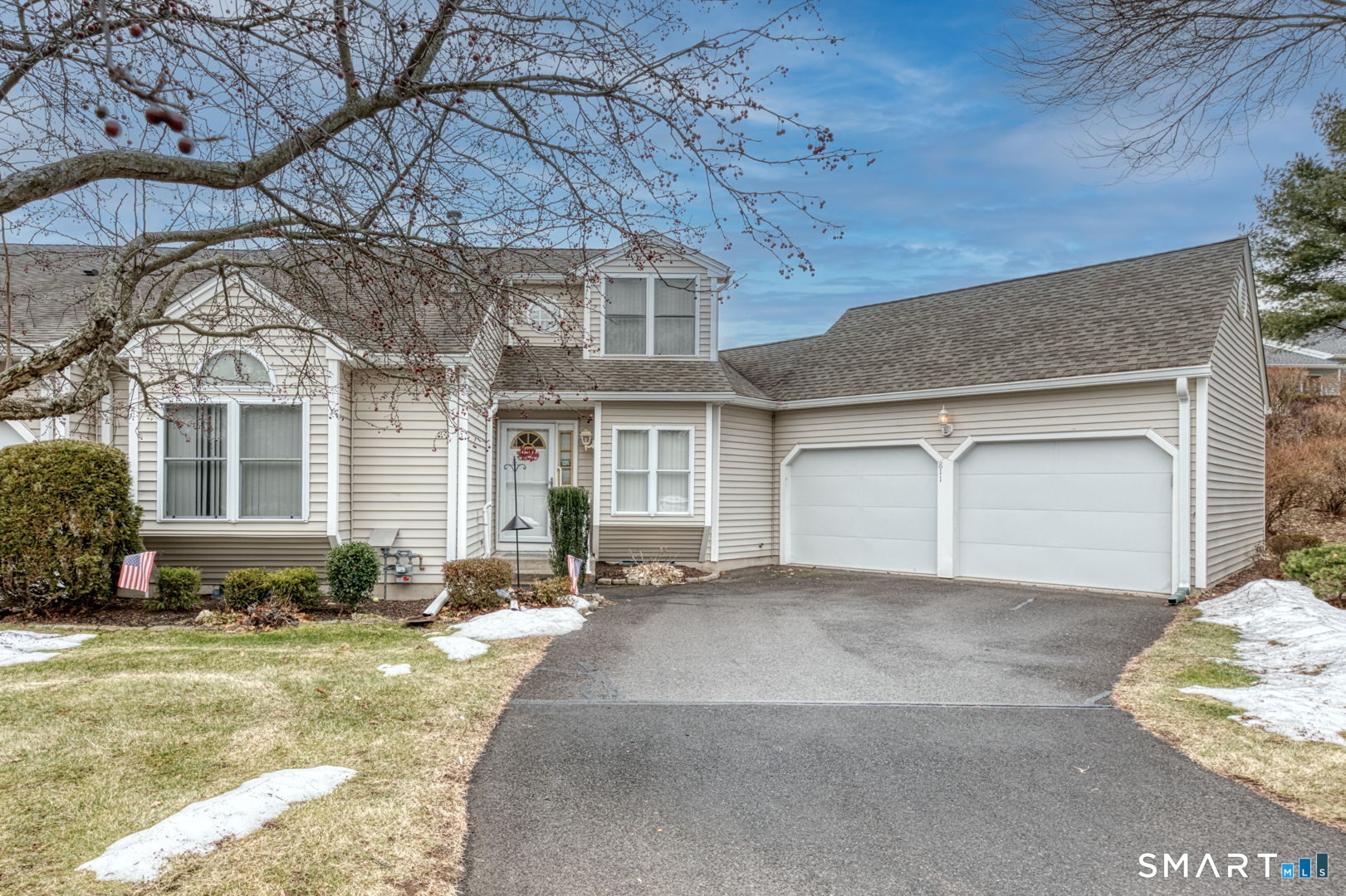 811 Village Road, Unit 811 Southington, CT 06489 - Photo 33 of 40 a view of a house with a yard