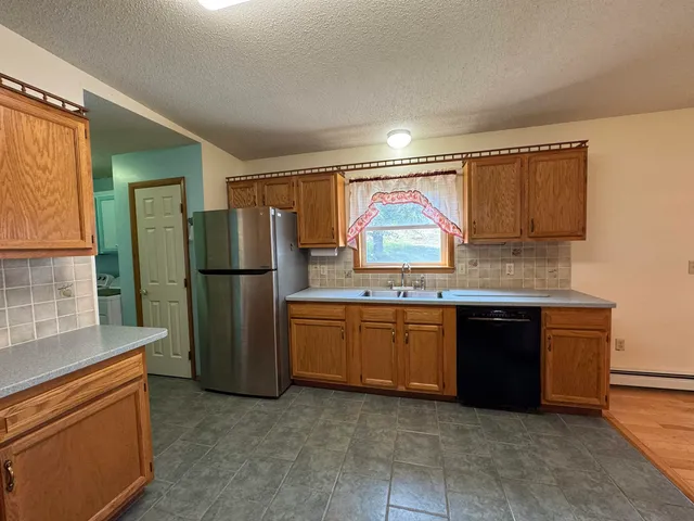 $525,000 | 1688 Waite Hill Road, Pawlet, VT 05761