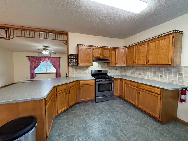 $525,000 | 1688 Waite Hill Road, Pawlet, VT 05761