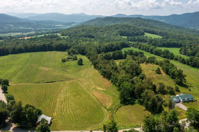 $525,000 | 1688 Waite Hill Road, Pawlet, VT 05761