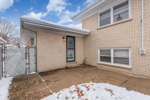$3,500 | 2913 Kensington Avenue, Westchester, IL 60154
