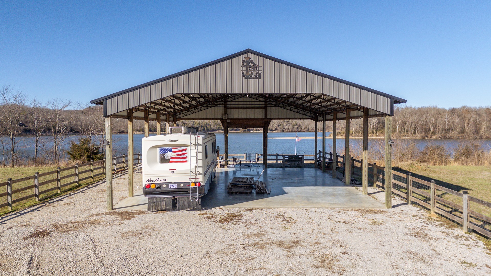 2571 Hardin Bottom River Road Clifton, TN 38425 - Photo 36 of 65