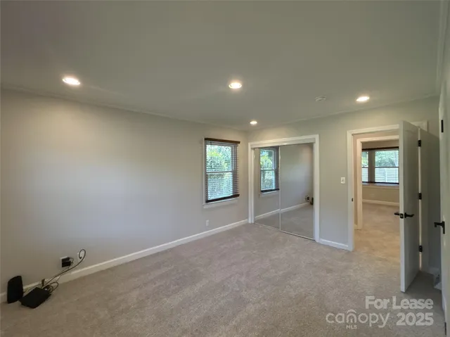 $1,995 | 5933 Crestwood Drive, Charlotte, NC 28216