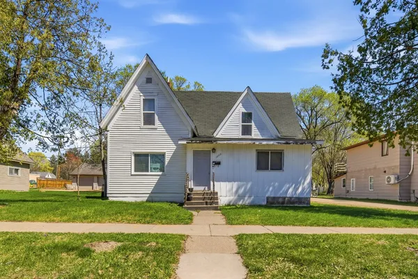 $185,000 | 1608 9th Street East, Menomonie, WI 54751