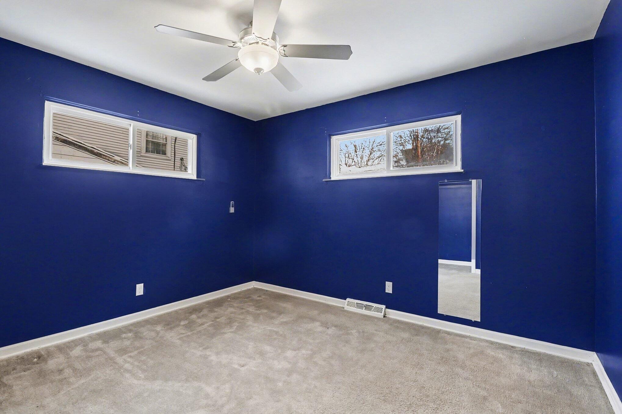 22279 Bohn Road Belleville, MI 48111 - Photo 12 of 18 015_file_2124