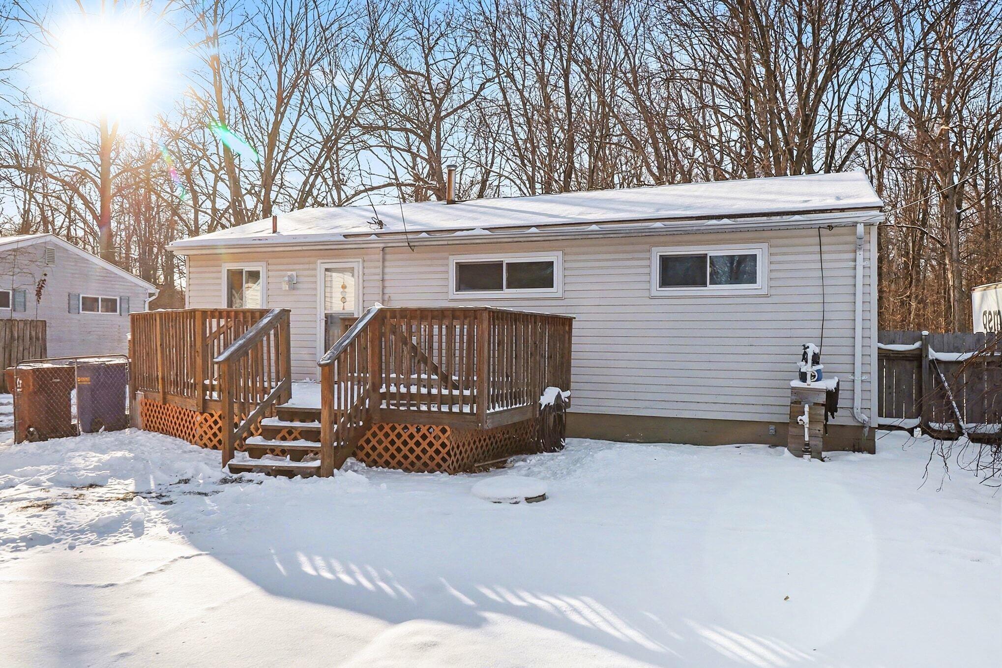 22279 Bohn Road Belleville, MI 48111 - Photo 17 of 18 020_file_1265