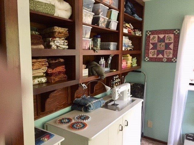 186 Sallsten Road Grants Pass, OR 97527 - Photo 16 of 34 Hobby room downstairs, if a door was add