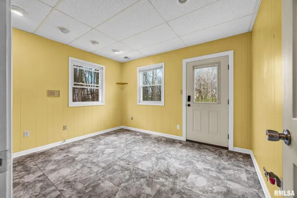 $379,900 | 7234 North Crabapple Court, Peoria, IL 61614