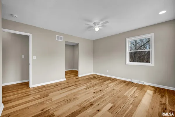 $379,900 | 7234 North Crabapple Court, Peoria, IL 61614