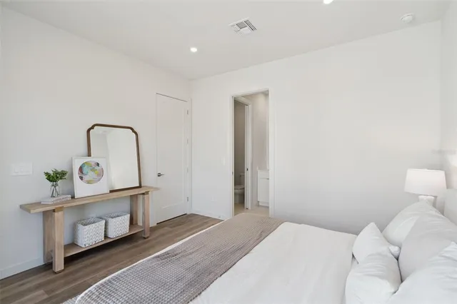 $389,990 | 454 Skyfield Court, Weirsdale, FL 32195