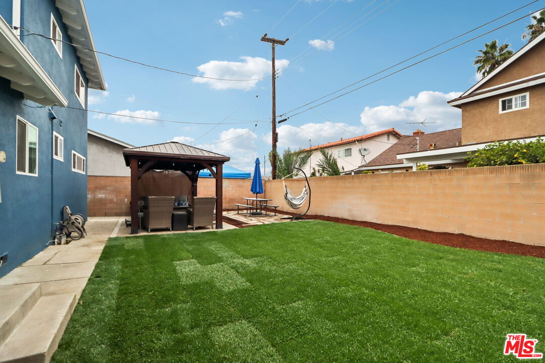 407 East 211th Street Carson, CA 90745 - Photo 21 of 41