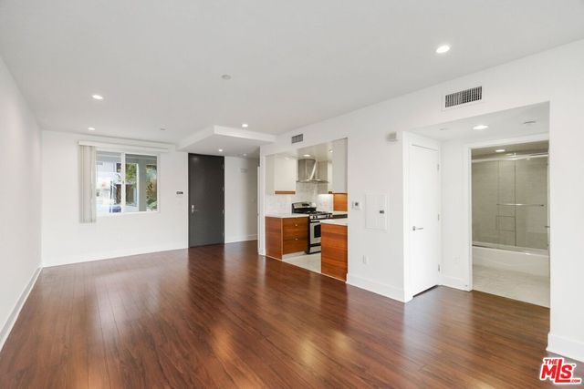 $4,495 | 220 East Broadway, Unit 201, Glendale, CA 91205