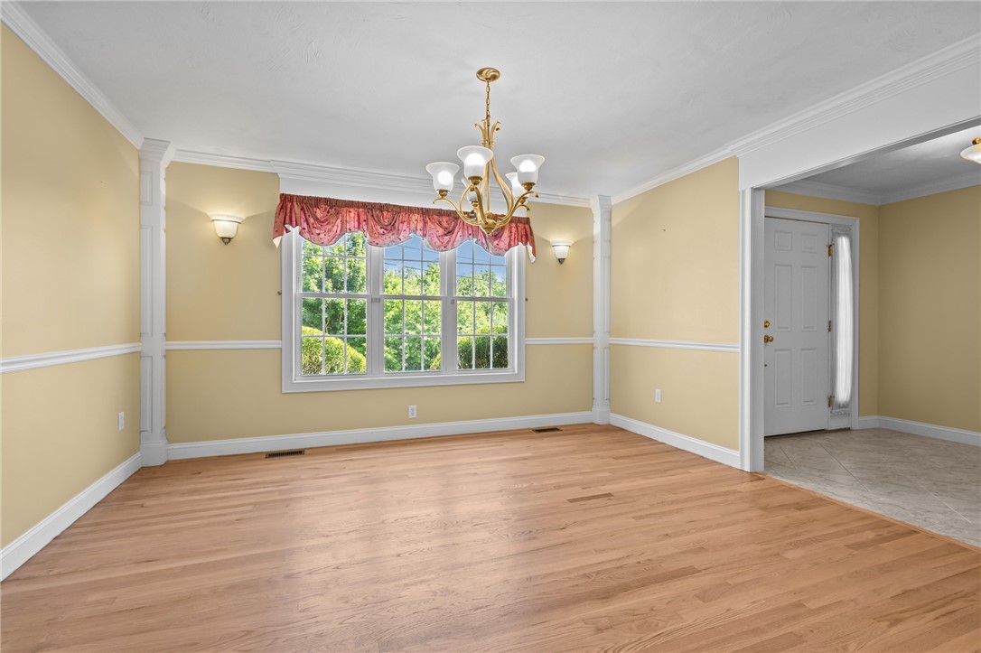 125 W Road Cumberland, RI 02864 - Photo 20 of 50