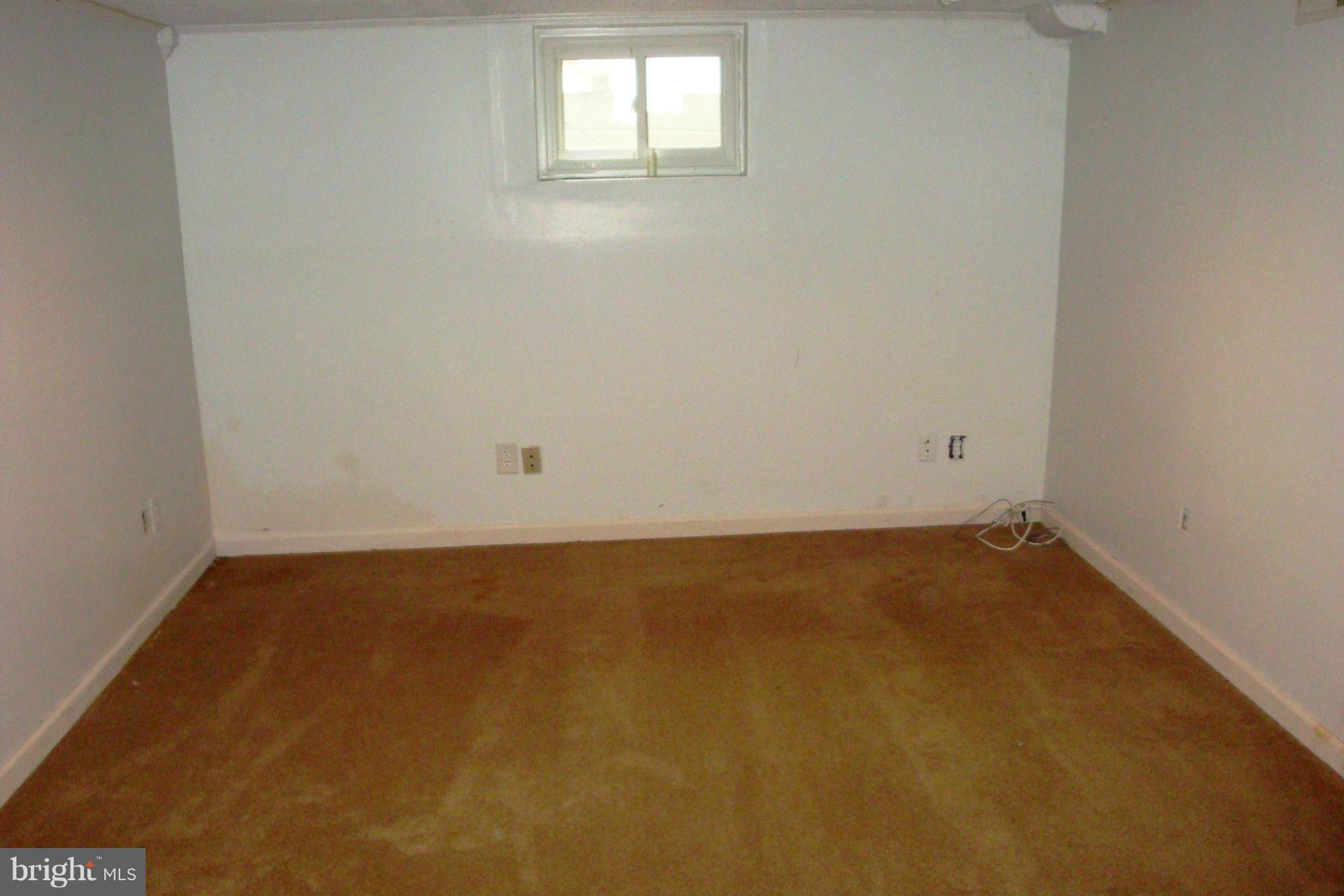 906 Baltimore Road Rockville, MD 20851 - Photo 16 of 17 Interior (General)