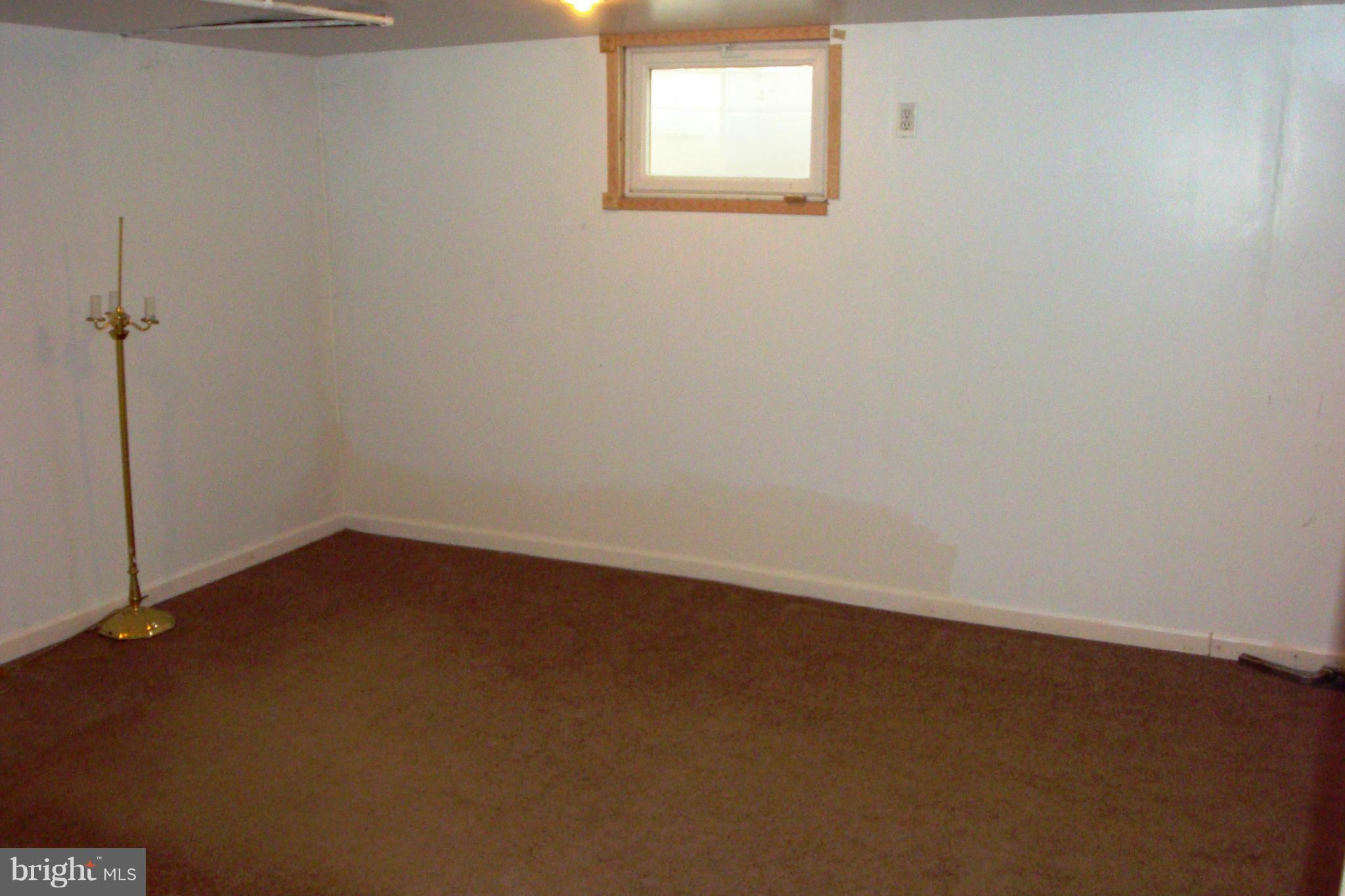906 Baltimore Road Rockville, MD 20851 - Photo 17 of 17 Interior (General)