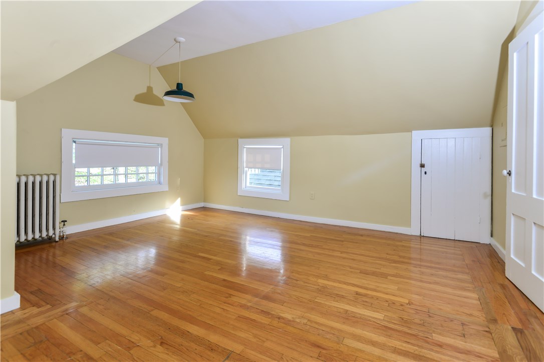 80 Kay Street Newport, RI 02840 - Photo 27 of 39 Third level sitting room