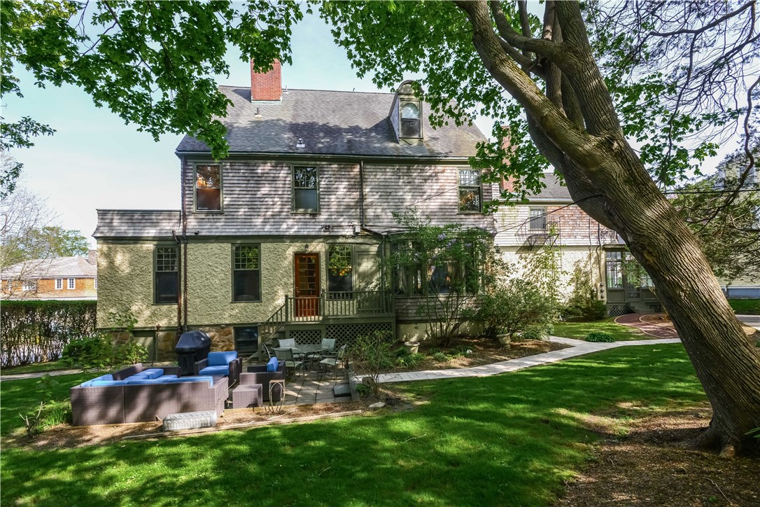80 Kay Street Newport, RI 02840 - Photo 34 of 39 Enjoy entertaining in the lovely backyard