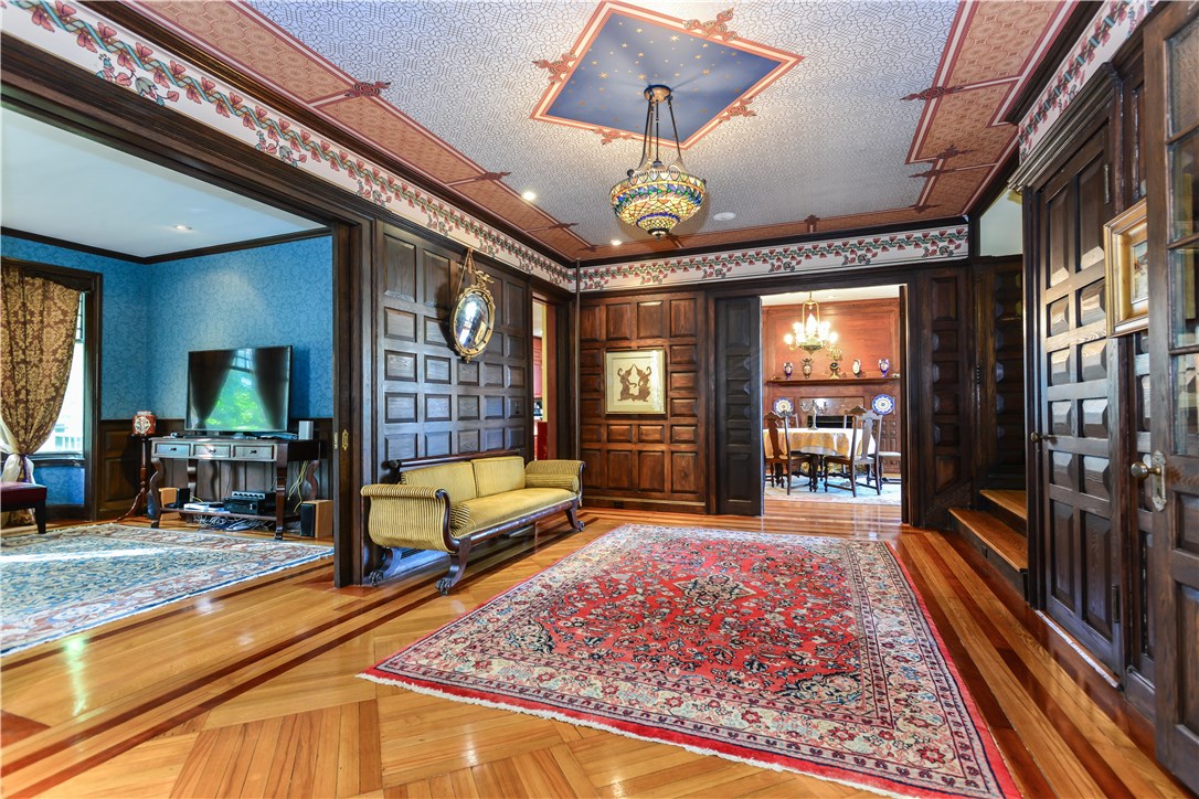 80 Kay Street Newport, RI 02840 - Photo 5 of 39