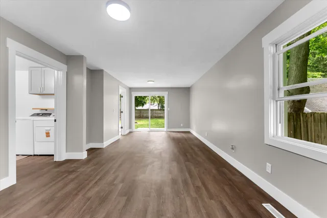 $255,000 | 628 East Madison Street, Hastings, MI 49058