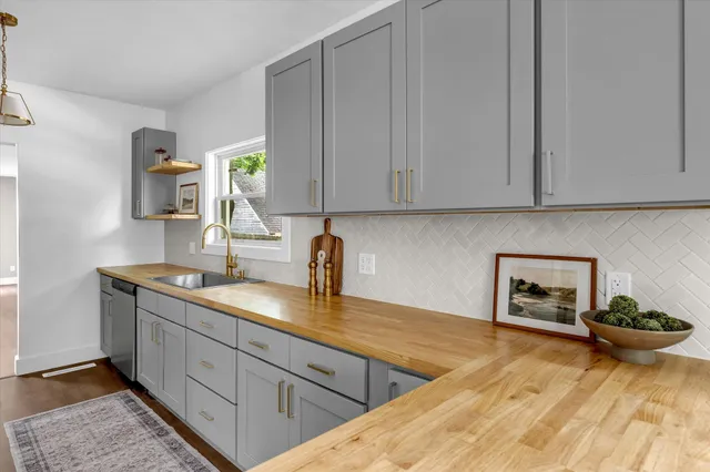 $255,000 | 628 East Madison Street, Hastings, MI 49058