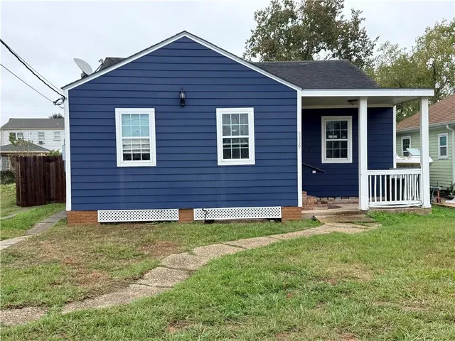 $2,100 | 5379 Pasteur Boulevard, New Orleans, LA 70122