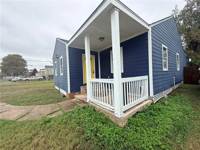 $2,100 | 5379 Pasteur Boulevard, New Orleans, LA 70122